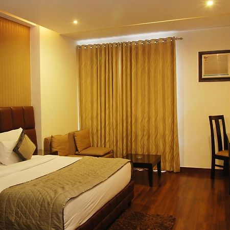 Hotel Deer Parkk Nowe Delhi Zewnętrze zdjęcie