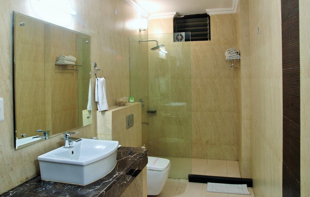 Hotel Deer Parkk Nowe Delhi Zewnętrze zdjęcie