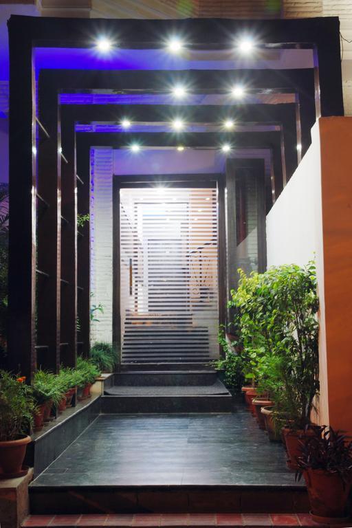 Hotel Deer Parkk Nowe Delhi Zewnętrze zdjęcie