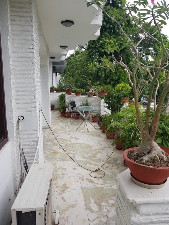 Hotel Deer Parkk Nowe Delhi Zewnętrze zdjęcie